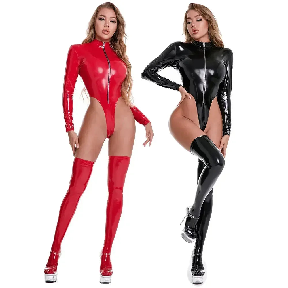 Lara's Latex-Body mit Reißverschluss